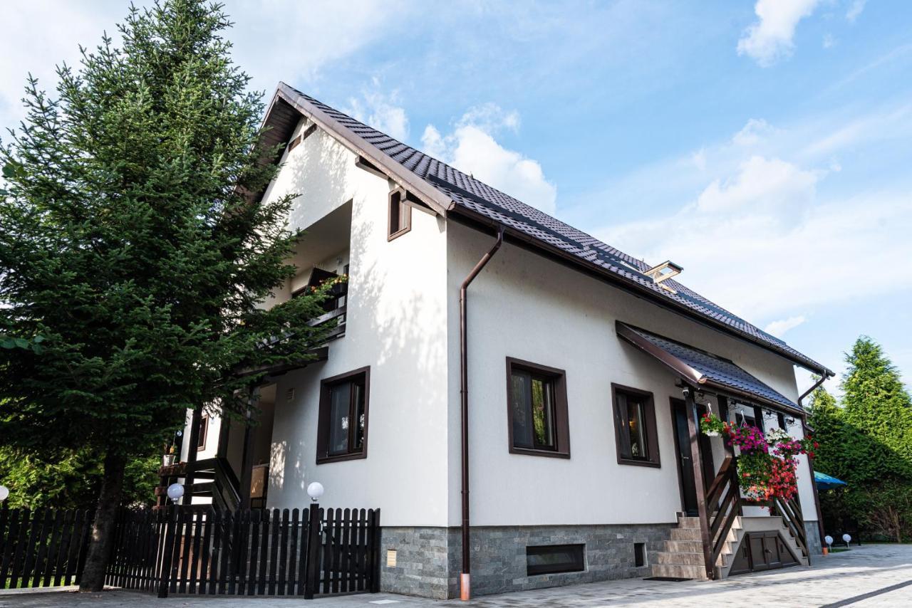 K'Raman Hotel Râmnicu Vâlcea Kültér fotó
