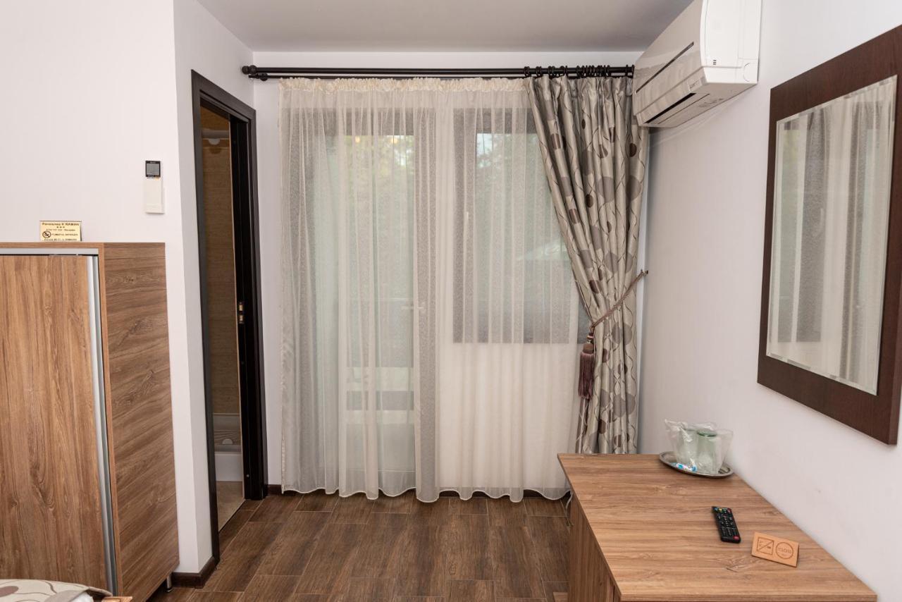 K'Raman Hotel Râmnicu Vâlcea Kültér fotó