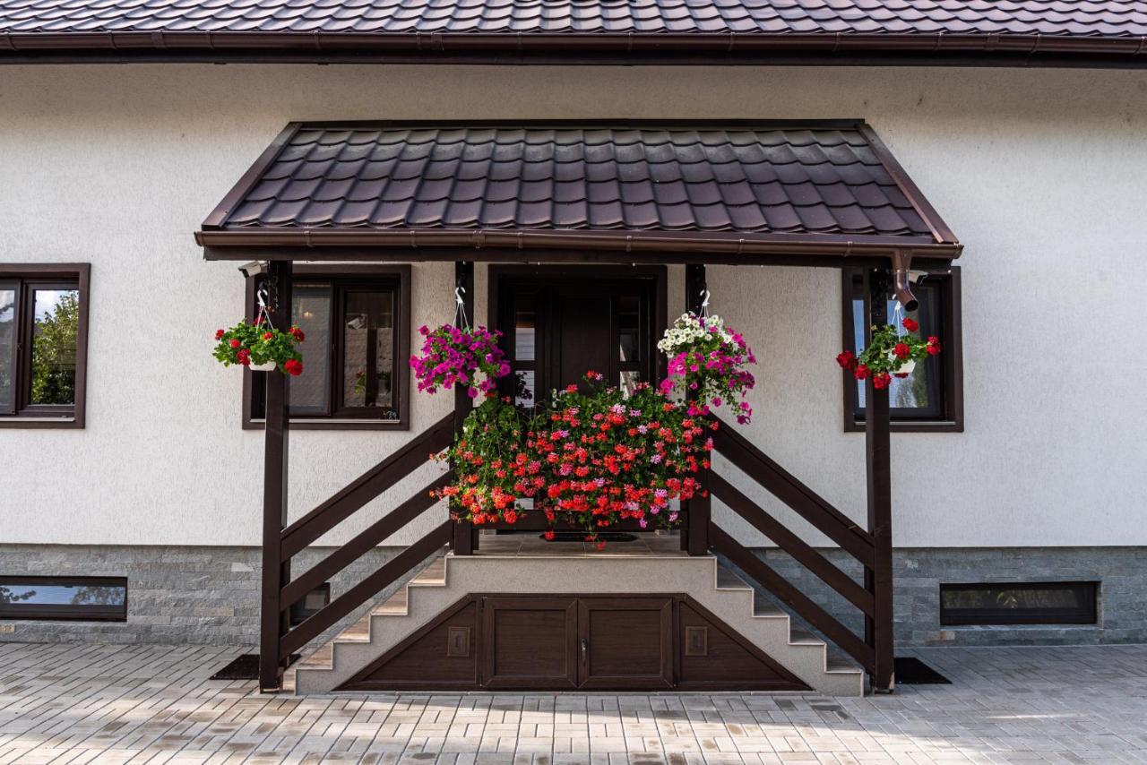 K'Raman Hotel Râmnicu Vâlcea Kültér fotó